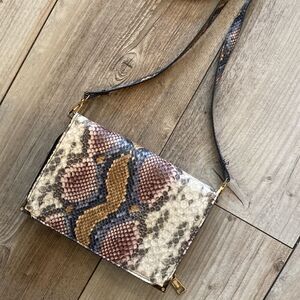 Nwot Urban Expressions Crossbody